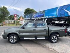 CHEVROLET S10 PICK-UP EXEC. 2.8 4X4 CD TB INT.DIES 2011/2011 LS MULTIMARCAS VENÂNCIO AIRES / Carros no Vale