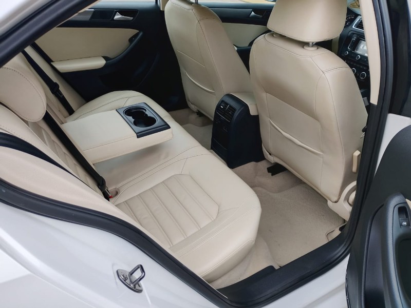 VOLKSWAGEN VW/JETTA TSI HIGHILINE 2.0 /2014 CHIMA VEÍCULOS VENÂNCIO AIRES / Carros no Vale VOLKSWAGEN VW/JETTA TSI HIGHILINE 2.0 /2014 CHIMA VEÍCULOS VENÂNCIO AIRES / Carros no Vale