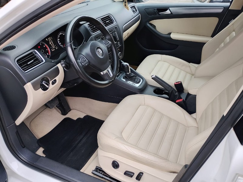 VOLKSWAGEN VW/JETTA TSI HIGHILINE 2.0 /2014 CHIMA VEÍCULOS VENÂNCIO AIRES / Carros no Vale VOLKSWAGEN VW/JETTA TSI HIGHILINE 2.0 /2014 CHIMA VEÍCULOS VENÂNCIO AIRES / Carros no Vale