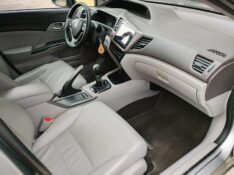 HONDA CIVIC /2014 CHIMA VEÍCULOS VENÂNCIO AIRES / Carros no Vale