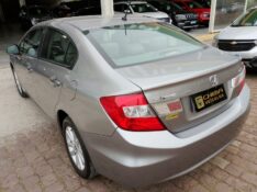 HONDA CIVIC /2014 CHIMA VEÍCULOS VENÂNCIO AIRES / Carros no Vale