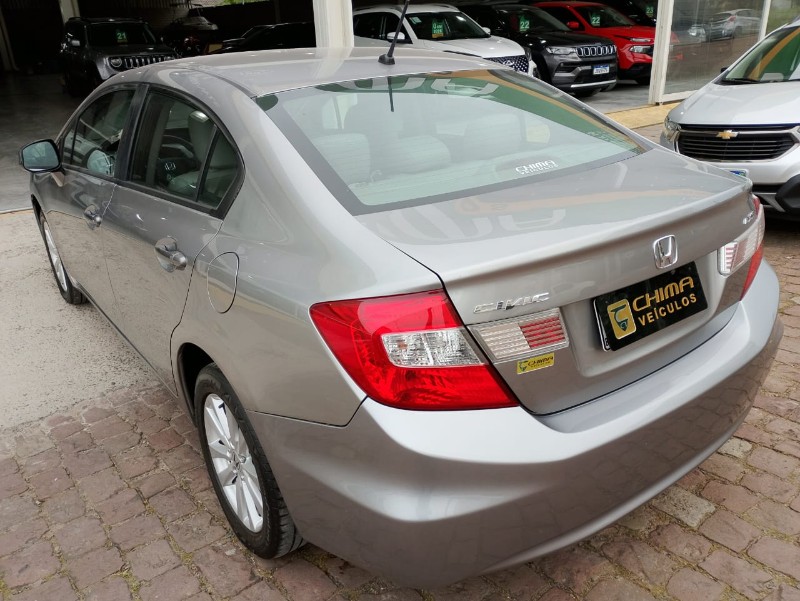 HONDA CIVIC /2014 CHIMA VEÍCULOS VENÂNCIO AIRES / Carros no Vale HONDA CIVIC /2014 CHIMA VEÍCULOS VENÂNCIO AIRES / Carros no Vale