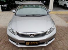 HONDA CIVIC /2014 CHIMA VEÍCULOS VENÂNCIO AIRES / Carros no Vale