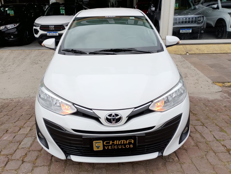 TOYOTA YARIS XS SEDAN 1.5 FLEX 16V 4P AUT. /2019 CHIMA VEÍCULOS VENÂNCIO AIRES / Carros no Vale TOYOTA YARIS XS SEDAN 1.5 FLEX 16V 4P AUT. /2019 CHIMA VEÍCULOS VENÂNCIO AIRES / Carros no Vale