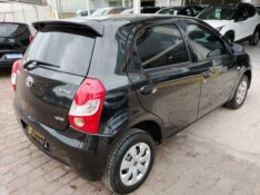 TOYOTA ETIOS XS 1.5 FLEX 16V 5P MEC. /2017 CHIMA VEÍCULOS VENÂNCIO AIRES / Carros no Vale