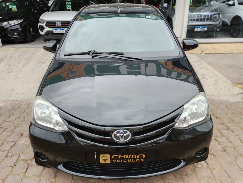 TOYOTA ETIOS XS 1.5 FLEX 16V 5P MEC. /2017 CHIMA VEÍCULOS VENÂNCIO AIRES / Carros no Vale TOYOTA ETIOS XS 1.5 FLEX 16V 5P MEC. /2017 CHIMA VEÍCULOS VENÂNCIO AIRES / Carros no Vale