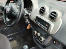 FIAT UNO WAY 1.0 EVO FIRE FLEX 8V 5P /2013 CHIMA VEÍCULOS VENÂNCIO AIRES / Carros no Vale