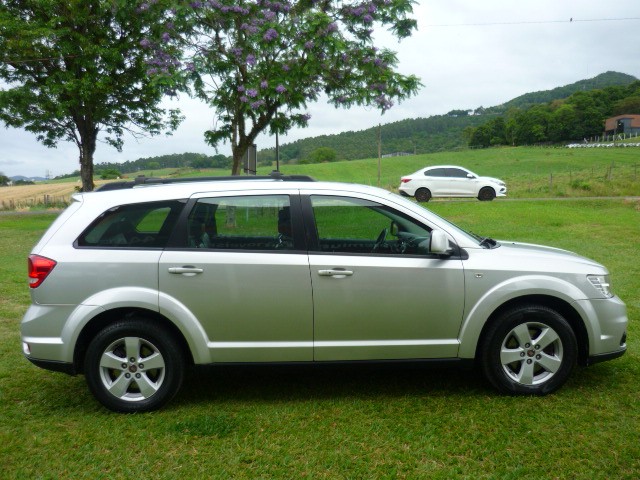 FIAT FREEMONT 2.4 PRECISION 16V GASOLINA 4P AUTOMÁTICO 2012/2012 PREMIUM AUTOMÓVEIS ARROIO DO MEIO / Carros no Vale FIAT FREEMONT 2.4 PRECISION 16V GASOLINA 4P AUTOMÁTICO 2012/2012 PREMIUM AUTOMÓVEIS ARROIO DO MEIO / Carros no Vale