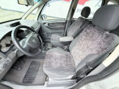 CHEVROLET MERIVA 1.8 2004/2004 ELY AUTOMÓVEIS LAJEADO / Carros no Vale