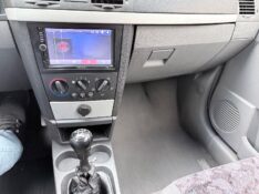 CHEVROLET MERIVA 1.8 2004/2004 ELY AUTOMÓVEIS LAJEADO / Carros no Vale