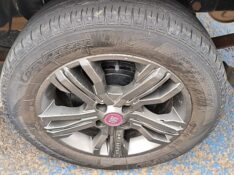 FIAT STRADA 1.4 MPI HARD WORKING CS 8V FLEX 2P MANUAL 2016/2016 ADRIANO VEÍCULOS CRUZEIRO DO SUL / Carros no Vale