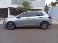 CHEVROLET ONIX PREMIER TURBO 1.0 2024/2025 ALTERNATIVA VEÍCULOS LAJEADO / Carros no Vale