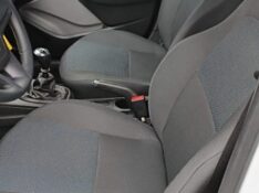 CHEVROLET ONIX 1.0 MT JOY 2018/2018 ADRIANO VEÍCULOS CRUZEIRO DO SUL / Carros no Vale