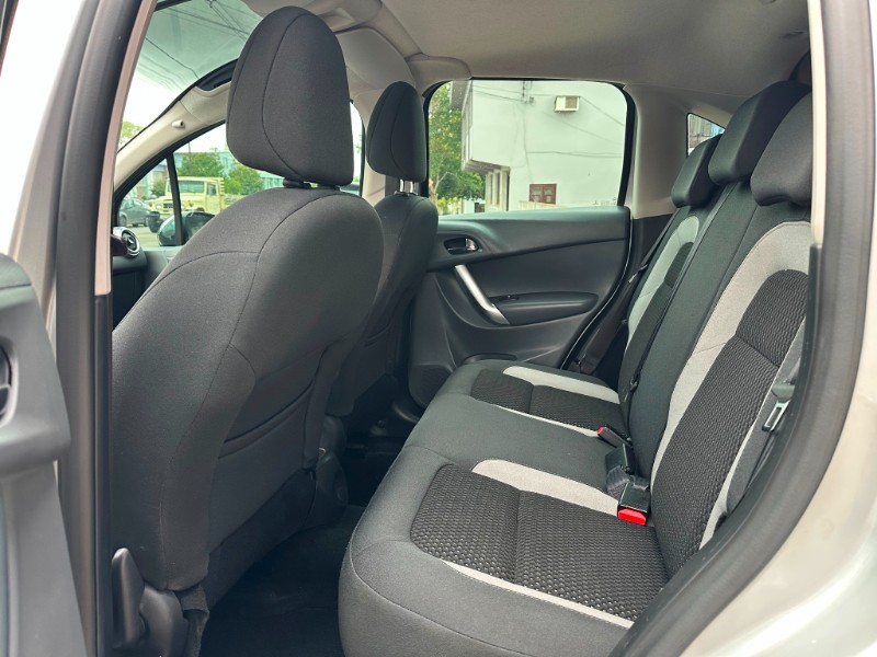 CITROEN C3 EXCLUSIVE 1.6 FLEX 2014/2015 SÉTIMA VEÍCULOS GUAPORÉ / Carros no Vale