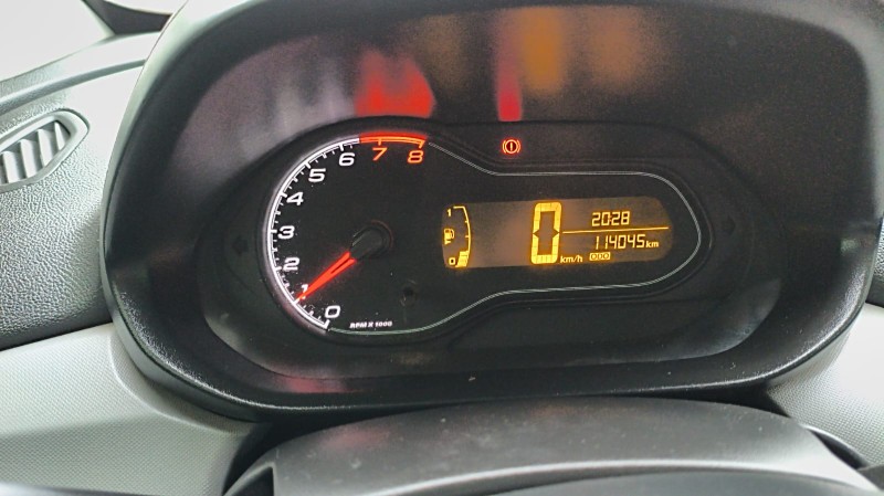 CHEVROLET PRISMA 1.0 JOY 8V 2018 2017/2018 ADRIANO VEÍCULOS CRUZEIRO DO SUL / Carros no Vale