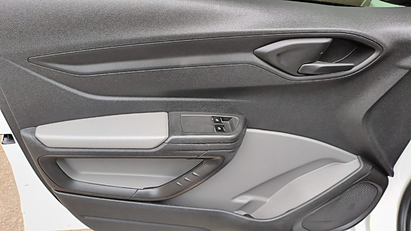 CHEVROLET PRISMA 1.0 JOY 8V 2018 2017/2018 ADRIANO VEÍCULOS CRUZEIRO DO SUL / Carros no Vale