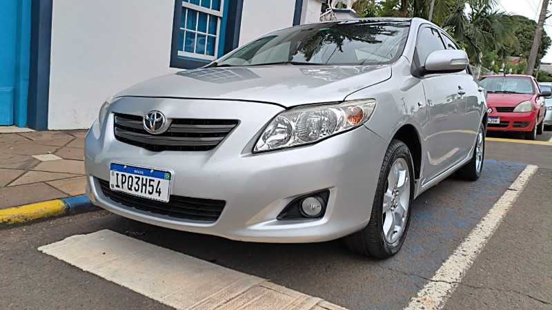 TOYOTA COROLLA 1.8 XEI 16V FLEX 4P AUTOMÁTICO 2009/2009 ADRIANO VEÍCULOS CRUZEIRO DO SUL / Carros no Vale