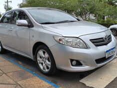 TOYOTA COROLLA 1.8 XEI 16V FLEX 4P AUTOMÁTICO 2009/2009 ADRIANO VEÍCULOS CRUZEIRO DO SUL / Carros no Vale
