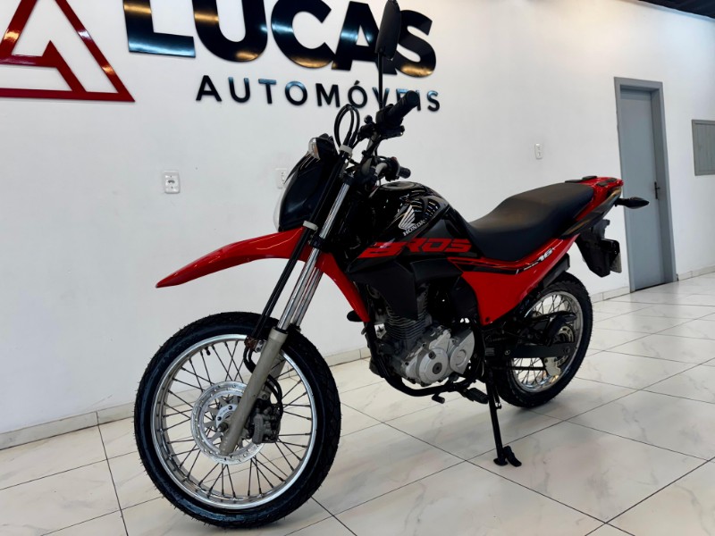 HONDA MOTOS NXR 160 BROS ESDD 2018/2018 LUCAS AUTOMÓVEIS BOM RETIRO DO SUL / Carros no Vale