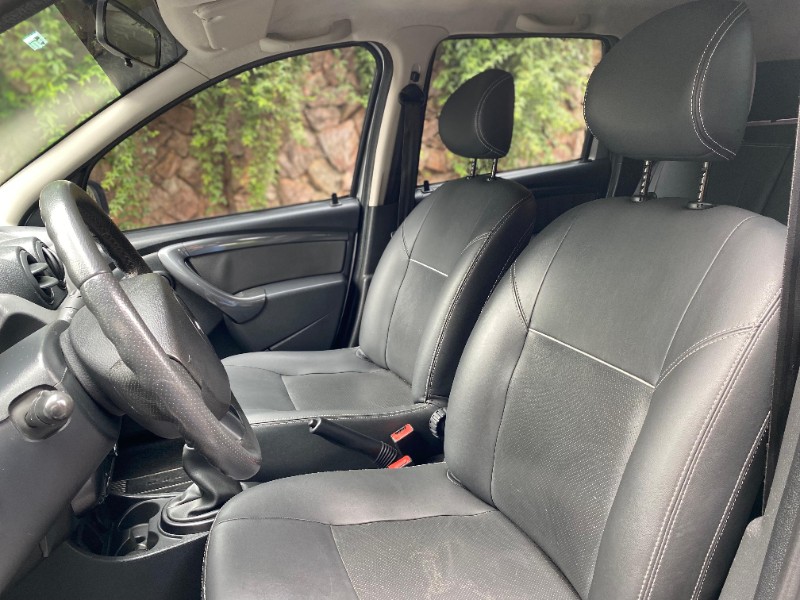 RENAULT DUSTER DYNAMIQUE 1.6 2012/2013 ESTAÇÃO DO CARRO ESTRELA / Carros no Vale