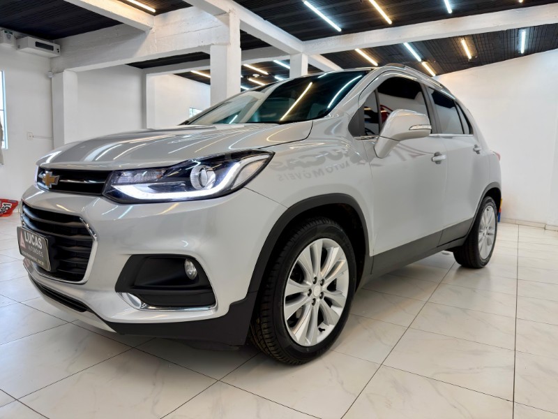 CHEVROLET TRACKER 1.4 TURBO PREMIER 2018/2018 LUCAS AUTOMÓVEIS BOM RETIRO DO SUL / Carros no Vale