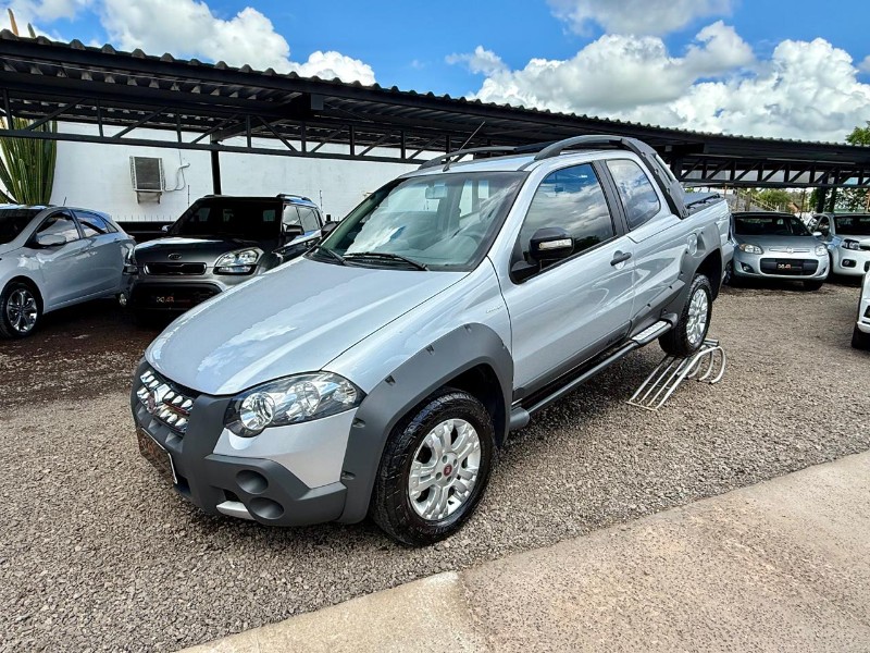 FIAT STRADA ADVENTURE CABINE DUPLA 1.8 MPI 16V FLEX 2011/2012 AR MULTIMARCAS VENÂNCIO AIRES / Carros no Vale