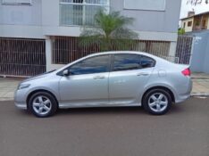 HONDA CITY LX 1.5 2011/2012 ALTERNATIVA VEÍCULOS LAJEADO / Carros no Vale