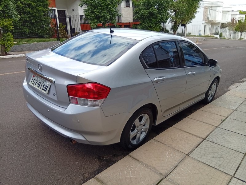 HONDA CITY LX 1.5 2011/2012 ALTERNATIVA VEÍCULOS LAJEADO / Carros no Vale