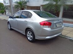 HONDA CITY LX 1.5 2011/2012 ALTERNATIVA VEÍCULOS LAJEADO / Carros no Vale