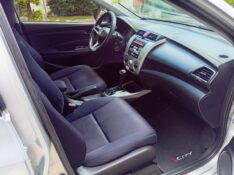 HONDA CITY LX 1.5 2011/2012 ALTERNATIVA VEÍCULOS LAJEADO / Carros no Vale