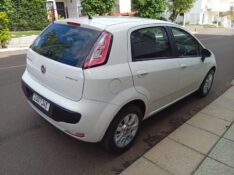 FIAT PUNTO ATTRACTIVE 1.4 2013/2013 ALTERNATIVA VEÍCULOS LAJEADO / Carros no Vale