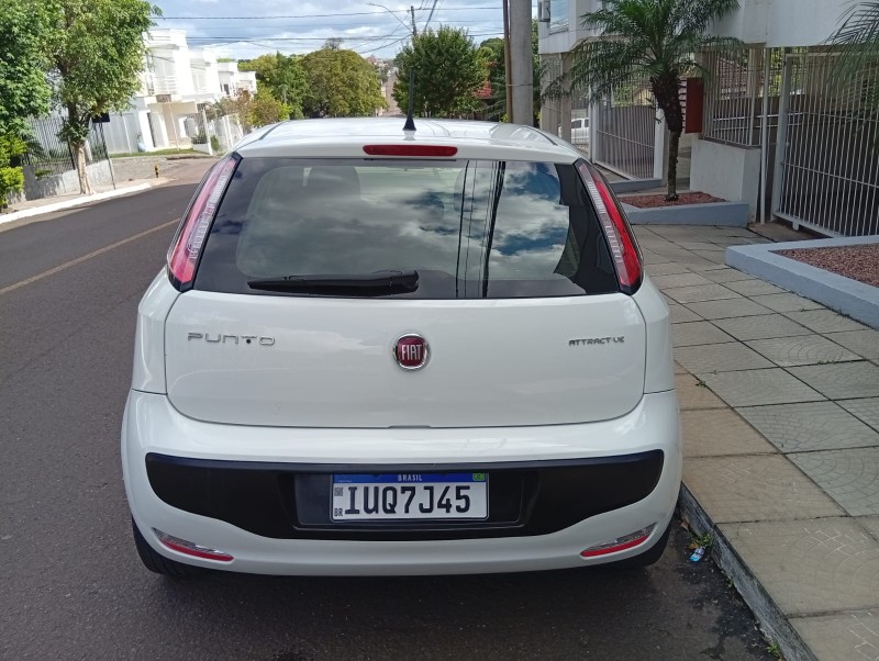 FIAT PUNTO ATTRACTIVE 1.4 2013/2013 ALTERNATIVA VEÍCULOS LAJEADO / Carros no Vale