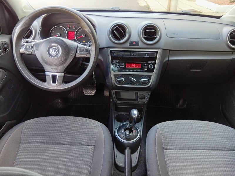 VOLKSWAGEN VOYAGE 1.6 CITY 2013/2014 ALTERNATIVA VEÍCULOS LAJEADO / Carros no Vale