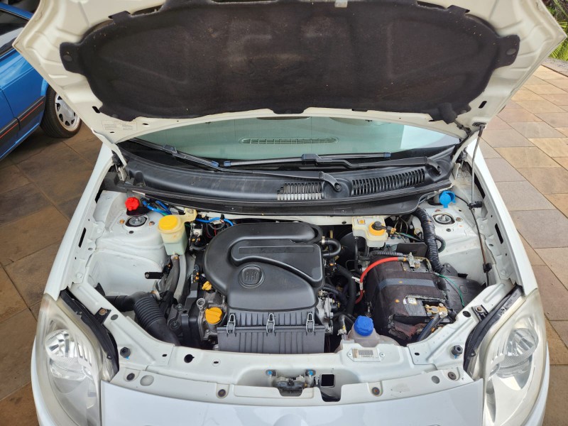 FIAT PALIO ATTRACTIVE 1.4 2012/2013 TS VEÍCULOS ANTA GORDA / Carros no Vale