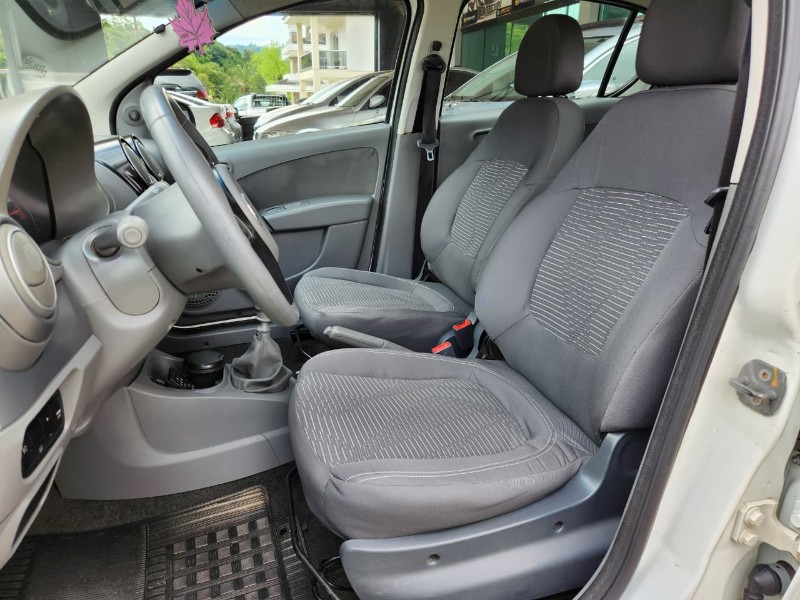 FIAT PALIO ATTRACTIVE 1.4 2012/2013 TS VEÍCULOS ANTA GORDA / Carros no Vale