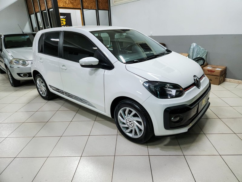 VOLKSWAGEN UP! CONNECT 170TSI 2019/2020 TS VEÍCULOS ANTA GORDA / Carros no Vale VOLKSWAGEN UP! CONNECT 170TSI 2019/2020 TS VEÍCULOS ANTA GORDA / Carros no Vale