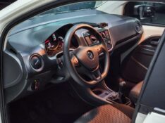 VOLKSWAGEN UP! CONNECT 170TSI 2019/2020 TS VEÍCULOS ANTA GORDA / Carros no Vale