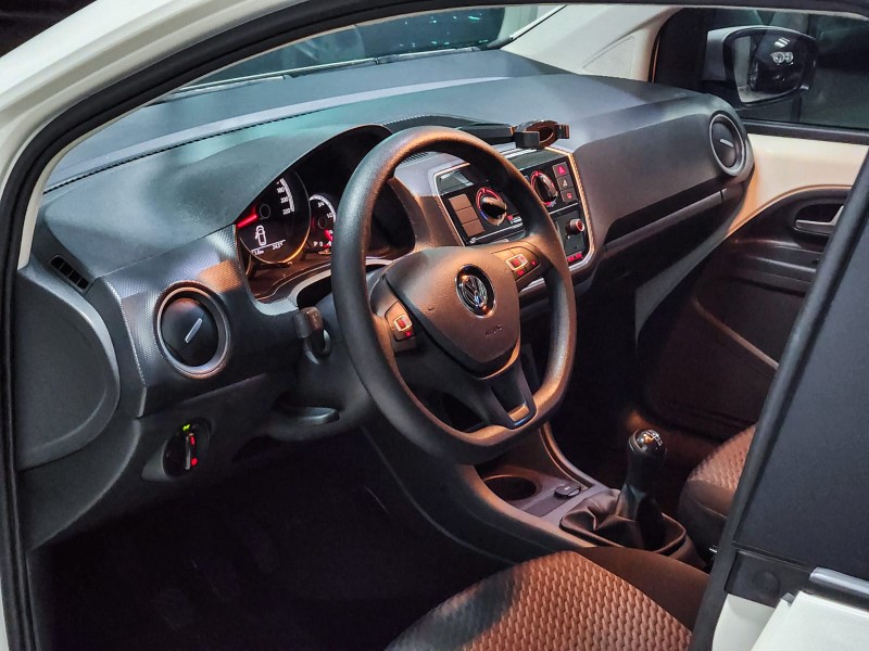 VOLKSWAGEN UP! CONNECT 170TSI 2019/2020 TS VEÍCULOS ANTA GORDA / Carros no Vale VOLKSWAGEN UP! CONNECT 170TSI 2019/2020 TS VEÍCULOS ANTA GORDA / Carros no Vale