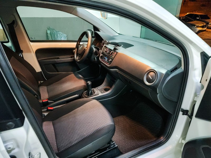 VOLKSWAGEN UP! CONNECT 170TSI 2019/2020 TS VEÍCULOS ANTA GORDA / Carros no Vale VOLKSWAGEN UP! CONNECT 170TSI 2019/2020 TS VEÍCULOS ANTA GORDA / Carros no Vale