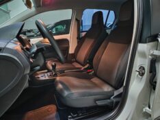 VOLKSWAGEN UP! CONNECT 170TSI 2019/2020 TS VEÍCULOS ANTA GORDA / Carros no Vale