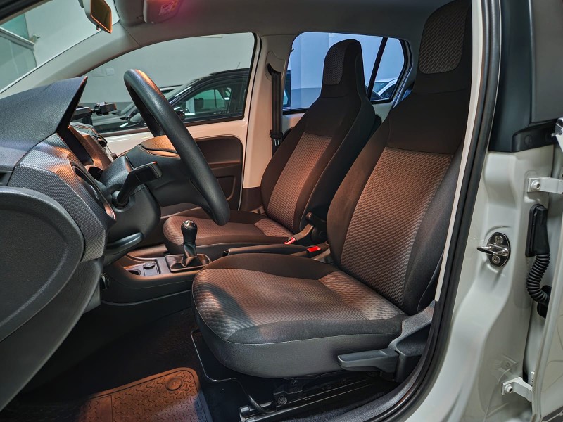 VOLKSWAGEN UP! CONNECT 170TSI 2019/2020 TS VEÍCULOS ANTA GORDA / Carros no Vale VOLKSWAGEN UP! CONNECT 170TSI 2019/2020 TS VEÍCULOS ANTA GORDA / Carros no Vale