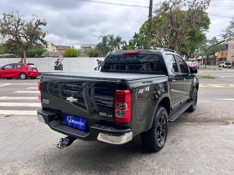 CHEVROLET S10 PICK-UP LTZ 2.5 4X4 CD 2015/2015 LS MULTIMARCAS VENÂNCIO AIRES / Carros no Vale CHEVROLET S10 PICK-UP LTZ 2.5 4X4 CD 2015/2015 LS MULTIMARCAS VENÂNCIO AIRES / Carros no Vale