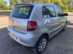 VOLKSWAGEN FOX 1.0 /2009 MENEGHINI VEÍCULOS ARROIO DO MEIO / Carros no Vale