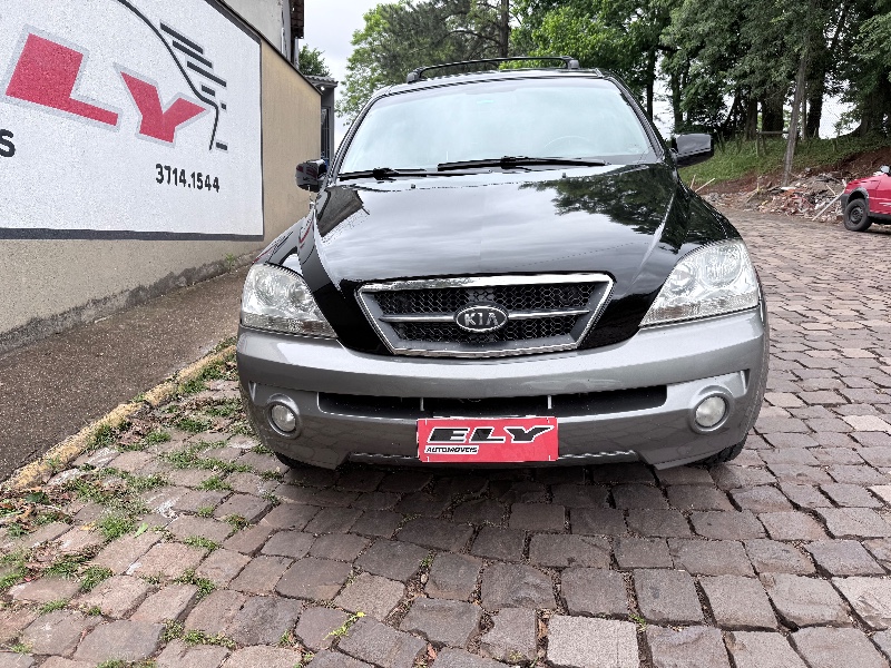 KIA SORENTO 2.5 EX 4X4 16V TURBO INTERCOOLER DIESEL 4P AUTOMÁTICO 2006/2006 ELY AUTOMÓVEIS LAJEADO / Carros no Vale