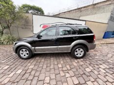 KIA SORENTO 2.5 EX 4X4 16V TURBO INTERCOOLER DIESEL 4P AUTOMÁTICO 2006/2006 ELY AUTOMÓVEIS LAJEADO / Carros no Vale