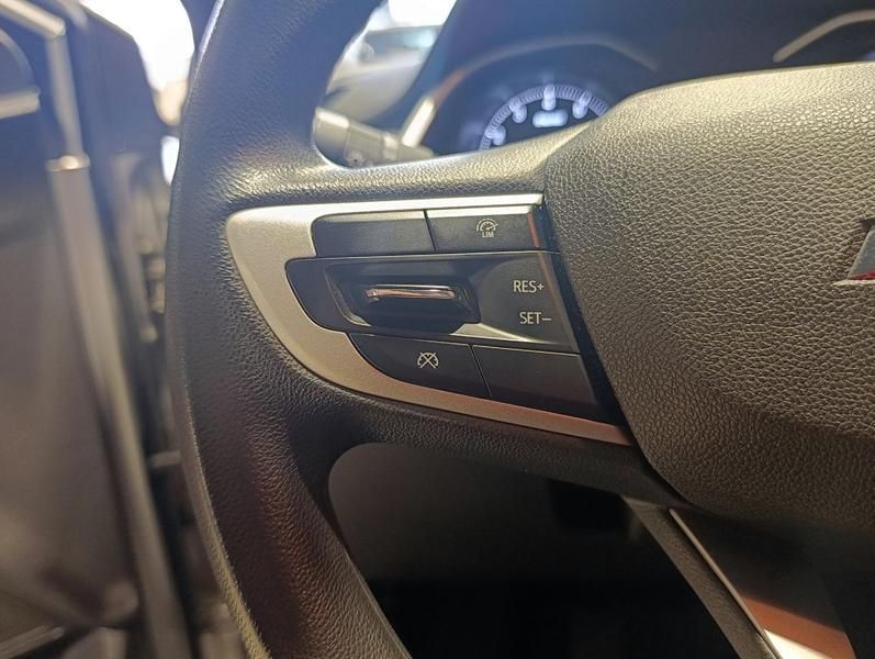 Chevrolet Onix Plus 1.0 Lt2 2022/2023 SIM VEÍCULOS PORTO ALEGRE / Carros no Vale