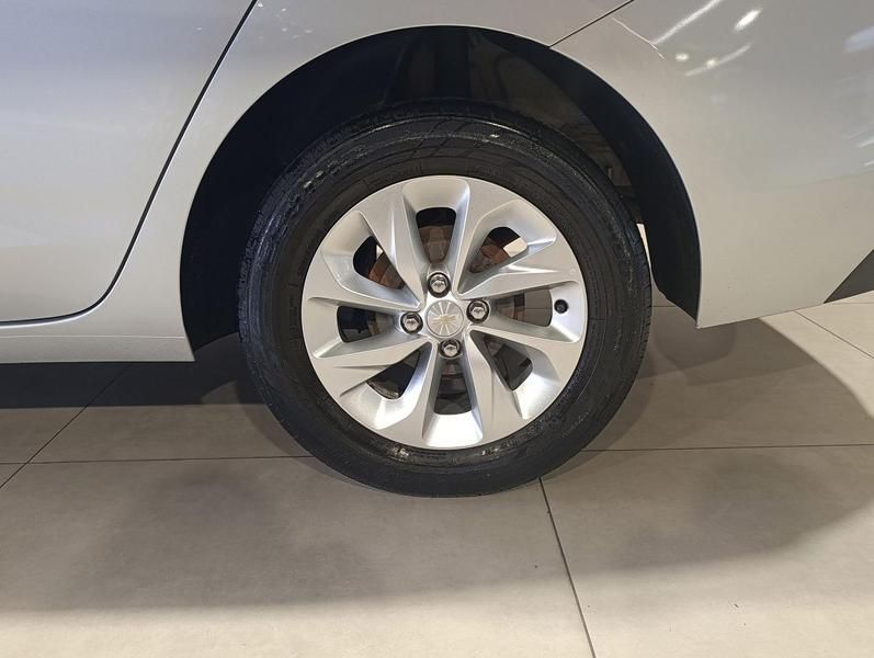 Chevrolet Onix Plus 1.0 Lt2 2022/2023 SIM VEÍCULOS PORTO ALEGRE / Carros no Vale