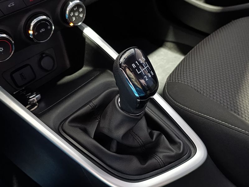 Chevrolet Onix Sedan Plus Ltz 1.0 12v Tb Mec 2022/2023 SIM VEÍCULOS PORTO ALEGRE / Carros no Vale