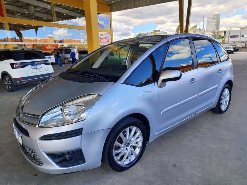 CITROËN C4 2.0 PICASSO LA LUNA 16V 2012/2012 HUBNER MULTIMARCAS FARROUPILHA / Carros no Vale CITROËN C4 2.0 PICASSO LA LUNA 16V 2012/2012 HUBNER MULTIMARCAS FARROUPILHA / Carros no Vale