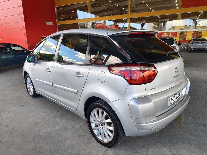 CITROËN C4 2.0 PICASSO LA LUNA 16V 2012/2012 HUBNER MULTIMARCAS FARROUPILHA / Carros no Vale CITROËN C4 2.0 PICASSO LA LUNA 16V 2012/2012 HUBNER MULTIMARCAS FARROUPILHA / Carros no Vale